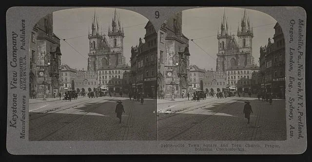 Altstädter Ring (Staroměstské náměstí) und Teynkirche, Prag, 1921